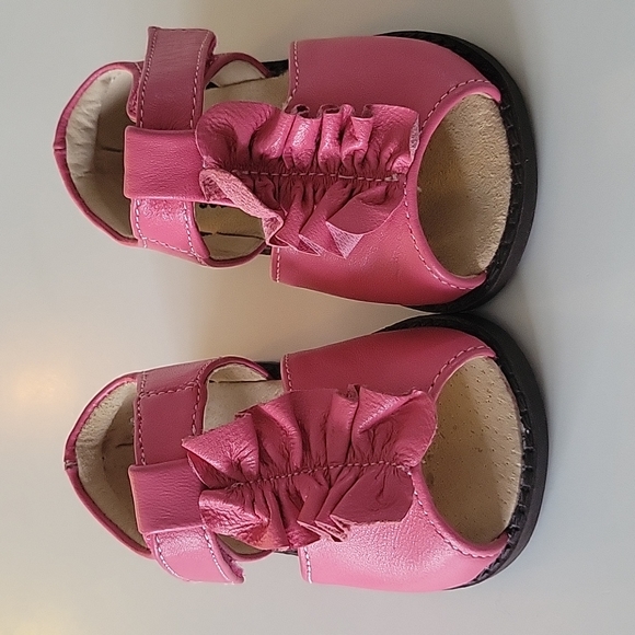 Baby Girl Walking Shoes and Bootie Size 6-12 months/ Size 3 and 4 Bundle - Picture 3 of 15